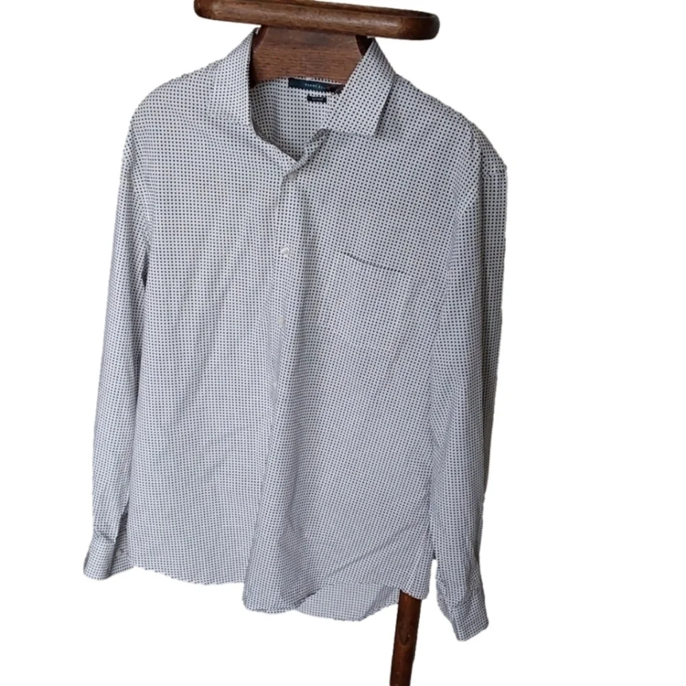 PERRY ELLIS MEN'S DRESS SHIRT SIZE XL‎